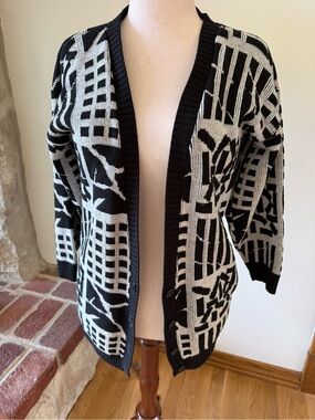Vintage Black & Gray Geometric Open-Front Cardigan
